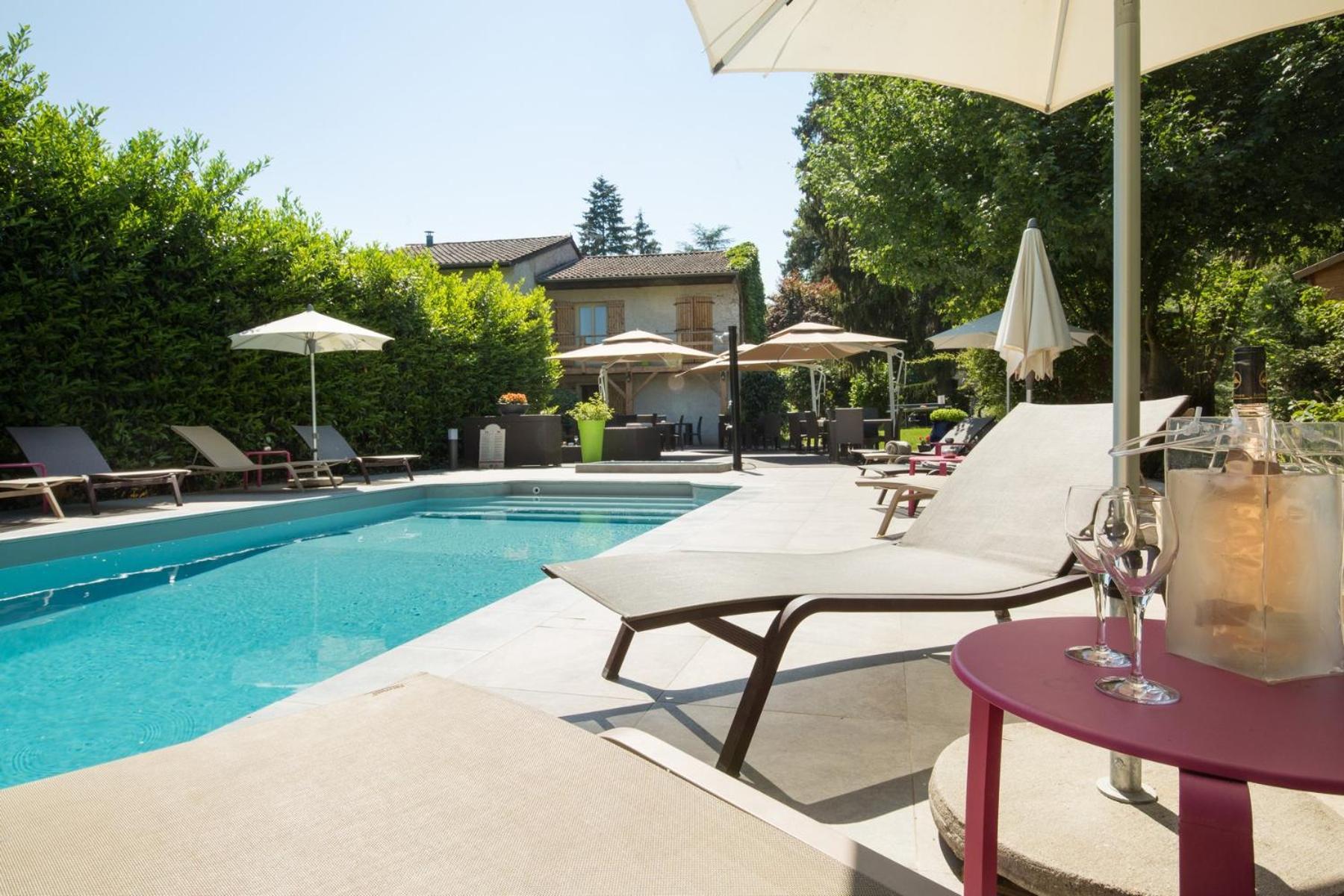 Logis Hotel Le Petit Casset La Boisse Dış mekan fotoğraf