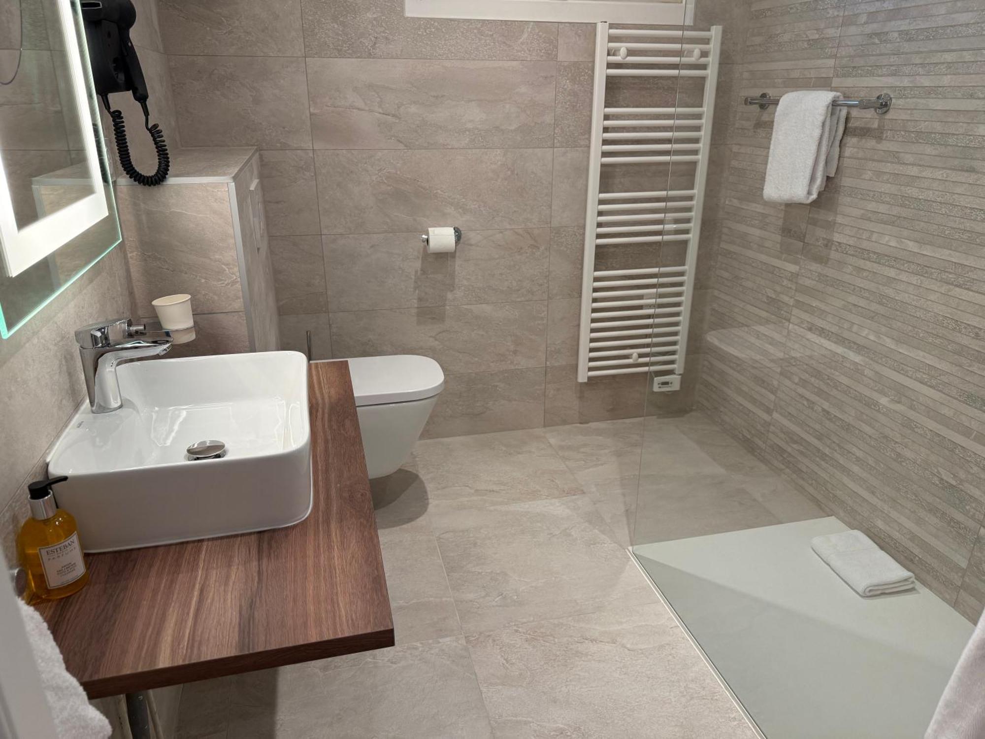 Logis Hotel Le Petit Casset La Boisse Dış mekan fotoğraf