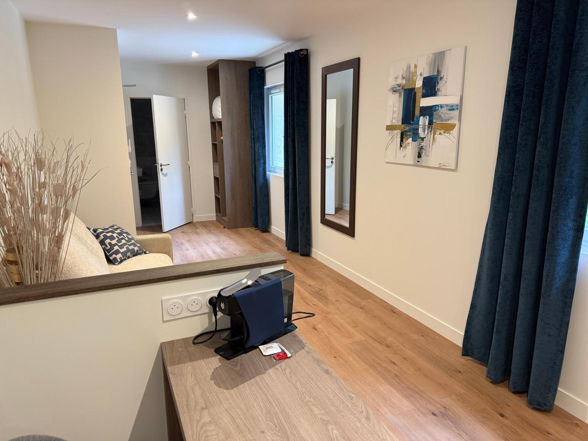 Logis Hotel Le Petit Casset La Boisse Dış mekan fotoğraf