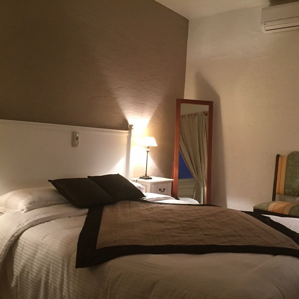 Logis Hotel Le Petit Casset La Boisse Dış mekan fotoğraf