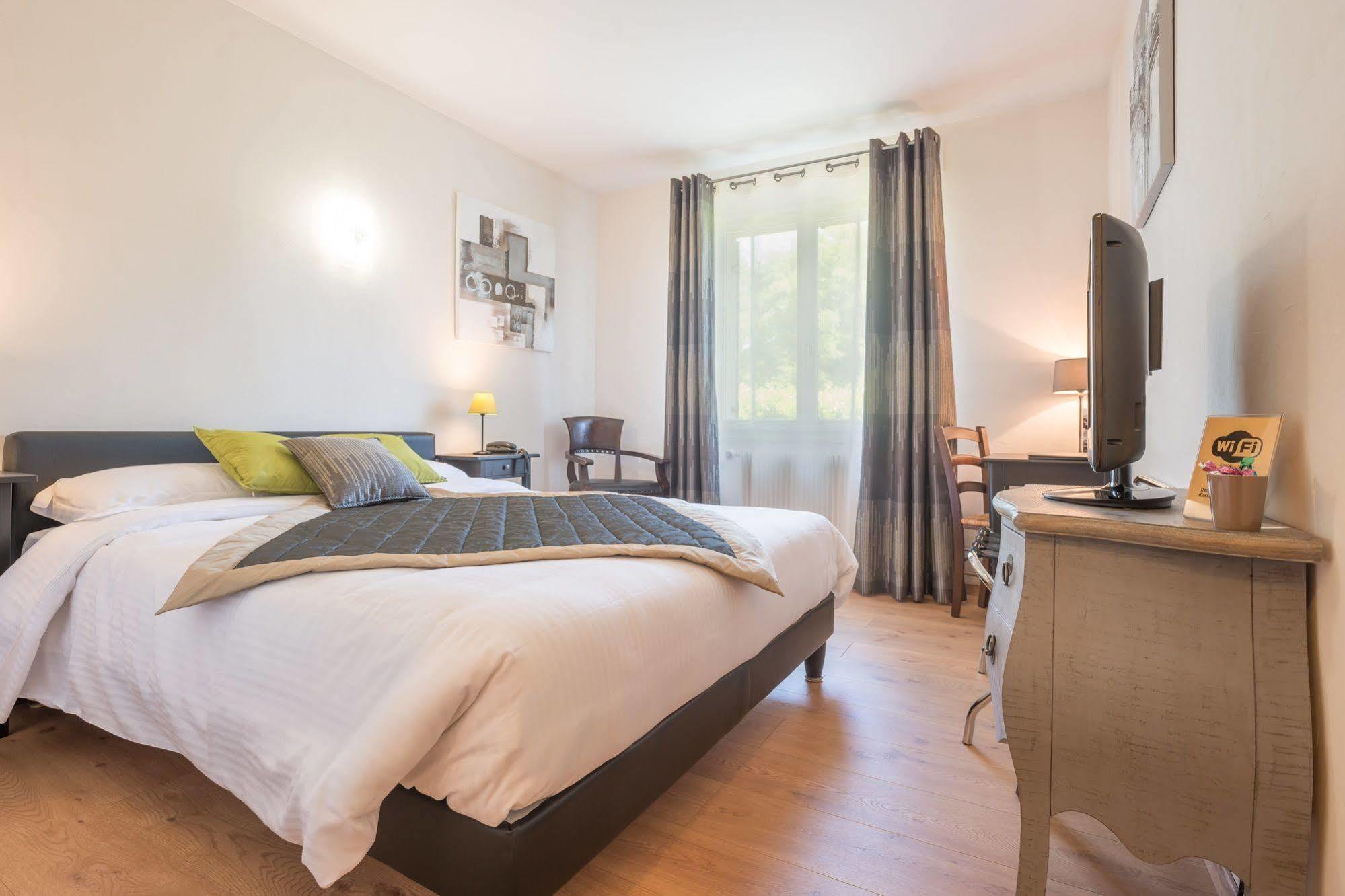 Logis Hotel Le Petit Casset La Boisse Dış mekan fotoğraf